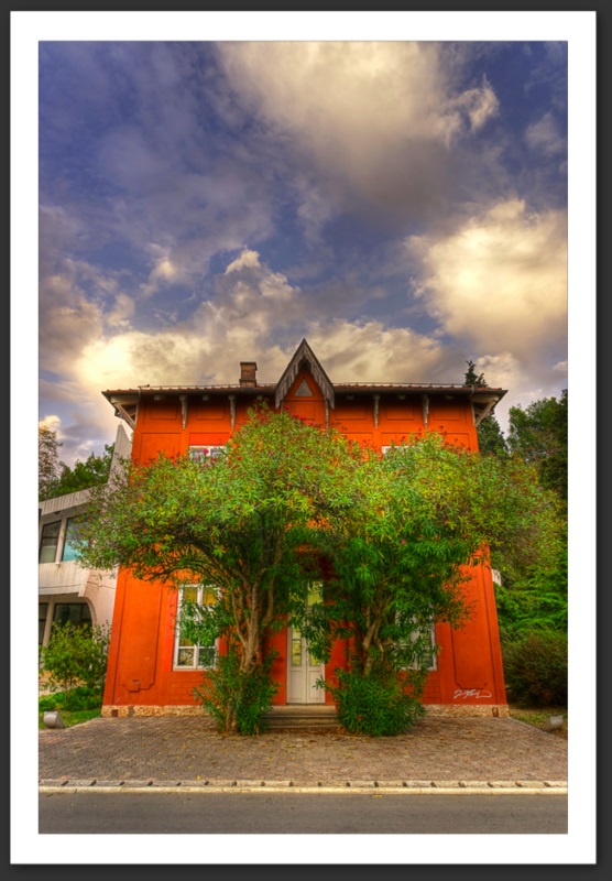 Bar Montenegro HDR