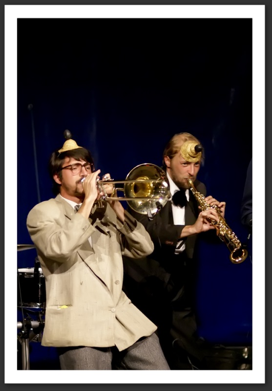 L'Empire du Kikiristan Plage des Six Pompes