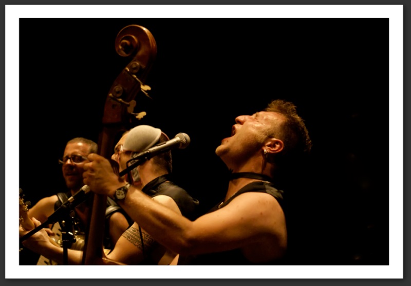 Les Petits Chanteurs à la Gueule de Bois Buskers
