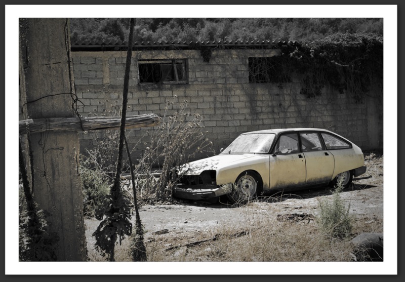 Voitures mortes Carosserie Garage Grèce 
